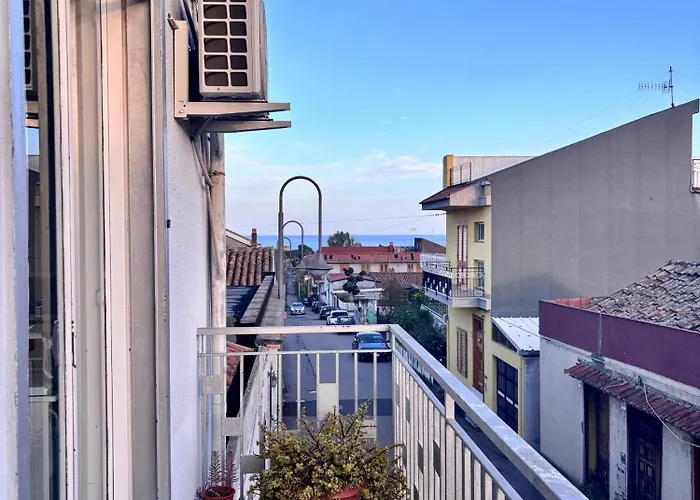 Hotel sulla spiaggia: B&B Ai piedi dell'Etna